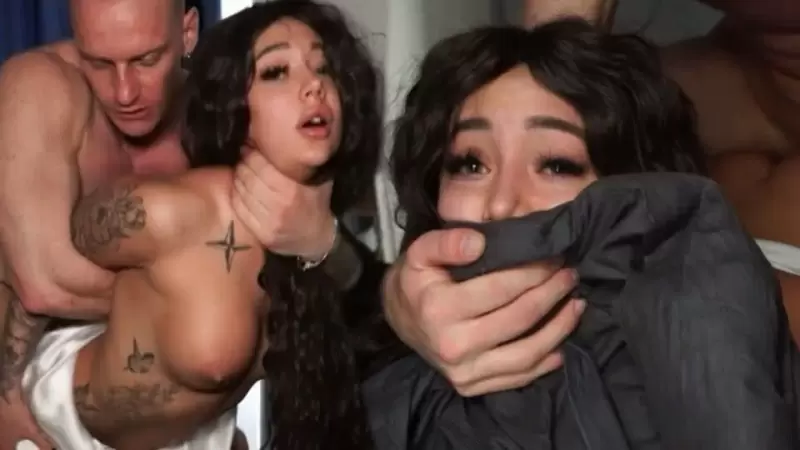 مراهقة 19 سنة ونيك عنيف - مقاطع سكس